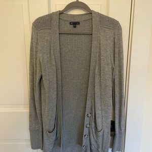 Knit grey button-up Gap cardigan